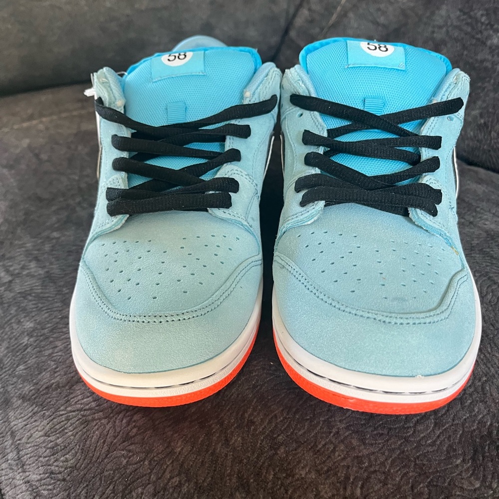 Size 9.5 men’s Nike SB 58 Gulf.